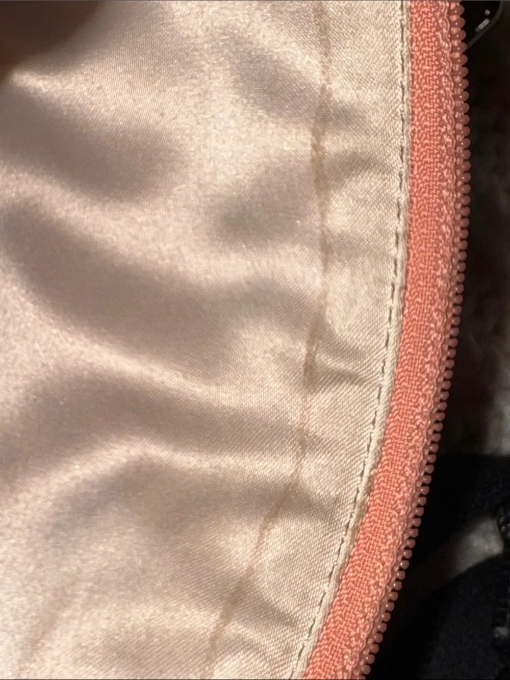 Coach Vintage Crossbody Bags in Peach or Black 🌻Choose one🌻